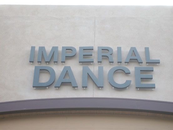 3D Signs & Dimensional Lettering